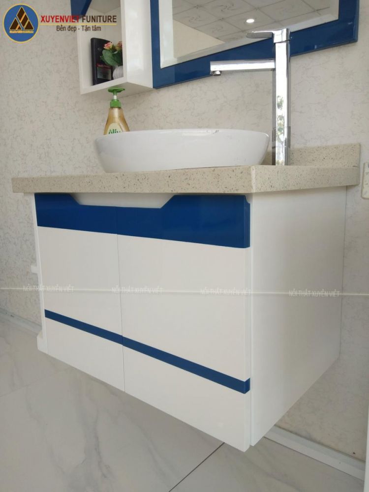 Mát mắt với mẫu tủ lavabo nhựa có sẵn LBK1001S tông xanh trắng