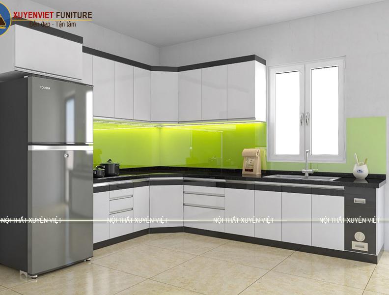 Tủ bếp bằng nhựa cao cấp tông màu trắng đen nhà chị Linh – Vĩnh Long